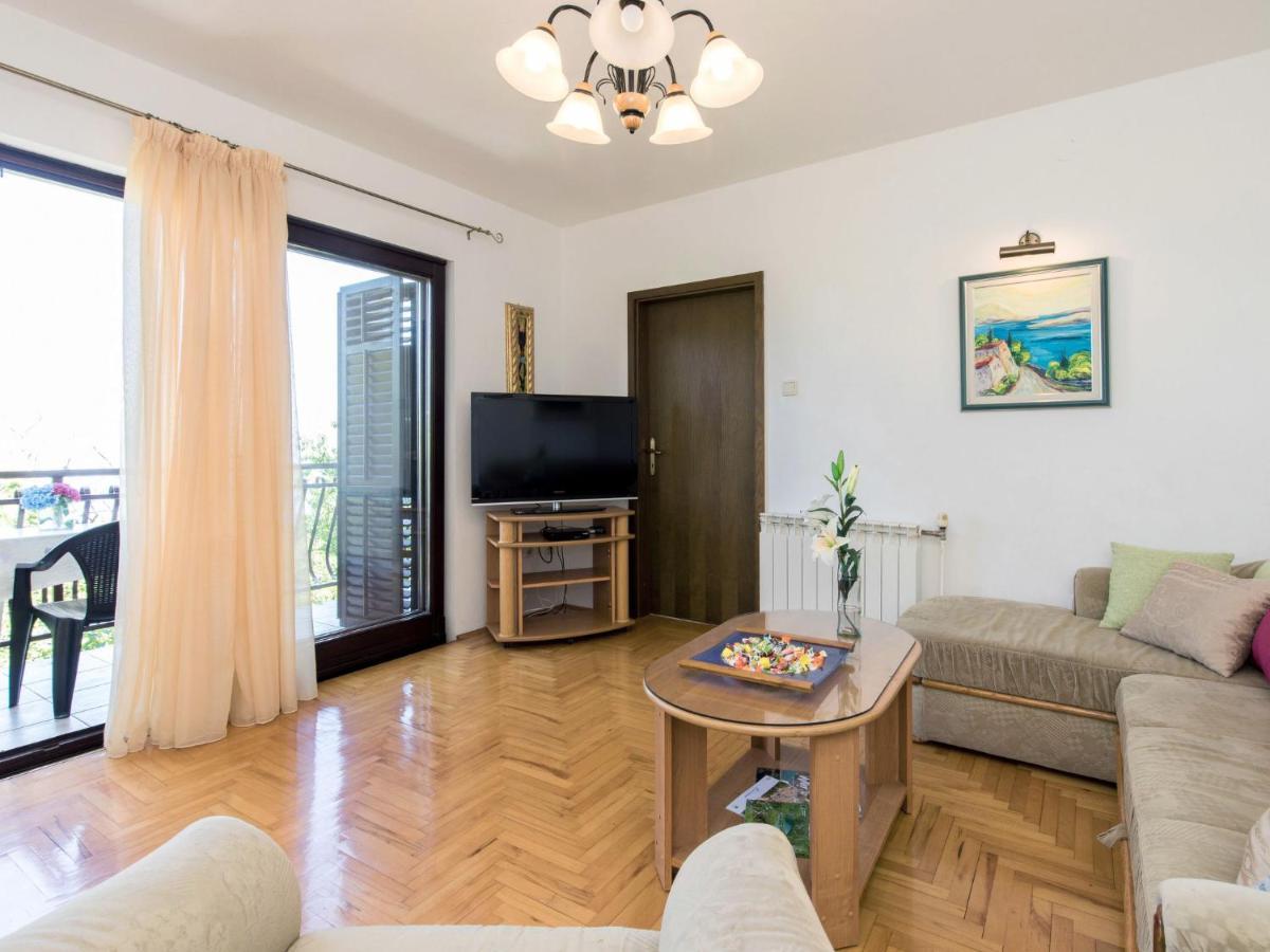 Apartment Luka - Lov218 By Interhome Laurana Esterno foto