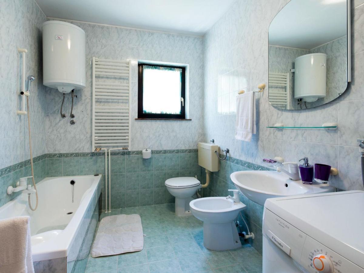 Apartment Luka - Lov218 By Interhome Laurana Esterno foto